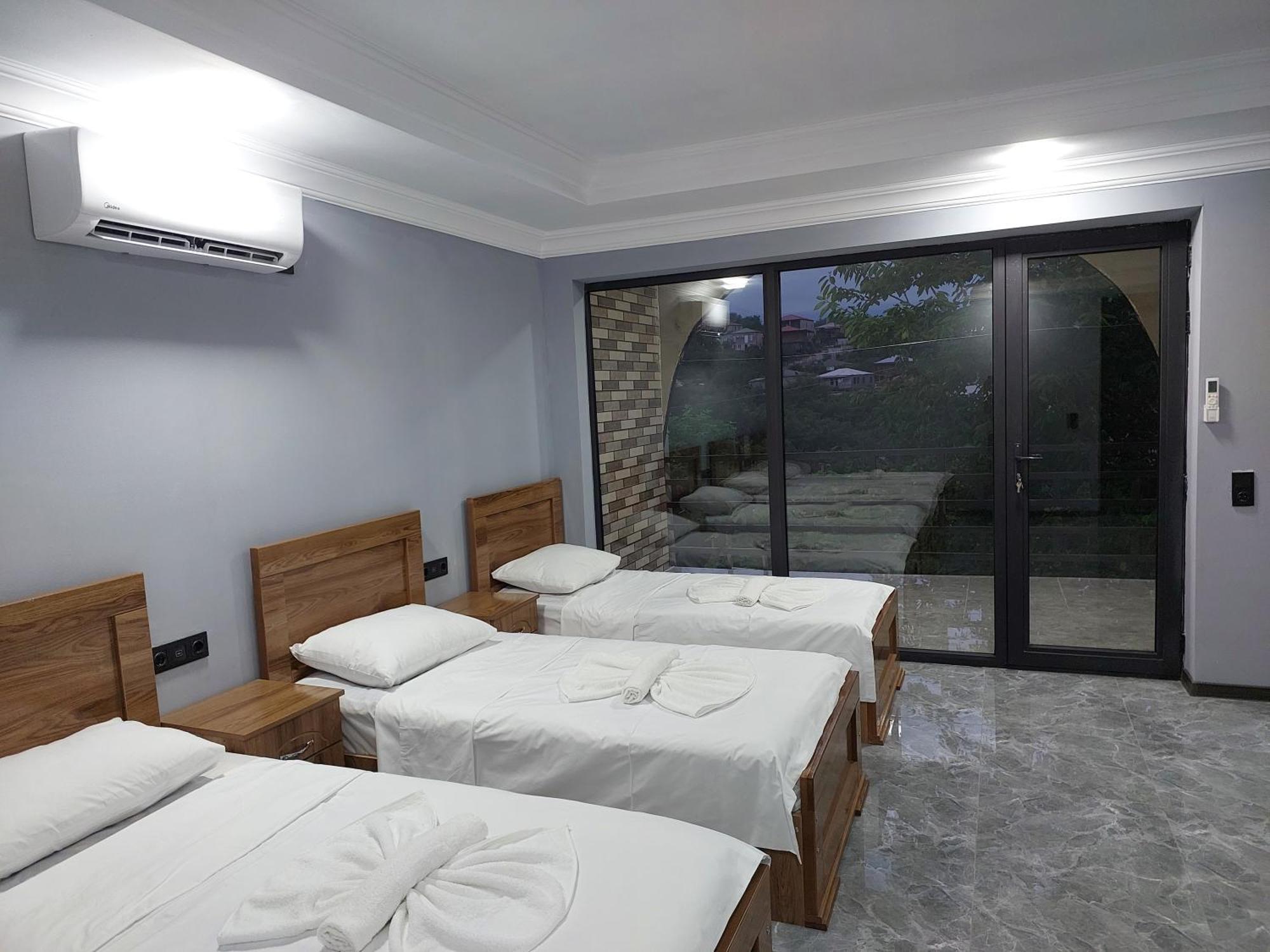 Apartment Beso Kutaisi Exterior foto